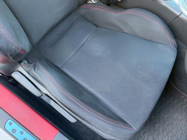 ８６ ＧＴ　モデリスタエアロ（Ｆ／Ｓ／Ｒ）　ブジツボ製マフラー　社外エアクリーナー　純正７インチナビ　フルセグＴＶ　ＥＴＣ　純正１７インチアルミホイール　オートライト　プッシュボタンスタート　スマートキー　ＬＥＤ（55枚目）