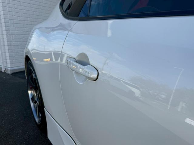 86 GT TRDエアロLED付(F/S/R/トランク) ブレンボブレーキ ADVANレーシングGT18インチアルミホイール ブリッツ車高調 GReddyステアリング ケンウッドナビ バックモニター オートライト(15枚目)