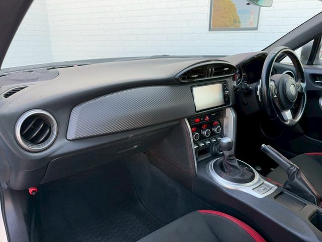 ８６ ＧＴ　モデリスタエアロ（Ｆ／Ｓ／Ｒ）　純正ナビ　フルセグＴＶ　バックカメラ　クルーズコントロール　ＬＥＤヘッドライト　純正１７インチアルミ　パドルシフト　オートライト　ＥＴＣ　スマートキー　プッシュスタート（40枚目）