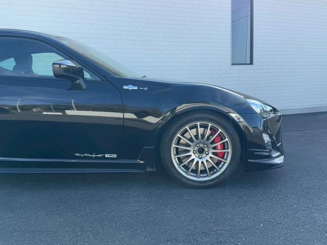 86 GTリミテッド TRDエアロ(F/S/R/エアロスタビライジングカバー)マフラー/モノブロックブレーキキッド/フェンダーエクステンション/ドアスタビライザ/sportivoショックアブソーバーセット&スプリングセット(23枚目)