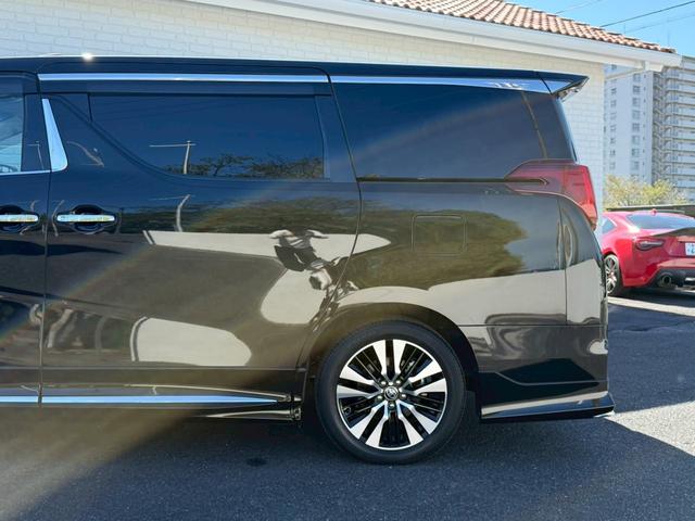 アルファード 2.5S Cパッケージ モデリスタエアロ(F/S/R)モデリスタシグネチャーイルミ ツインムーンルーフ デジタルインナーミラー 純正ナビキット フルセグTV 12.1インチ後席モニター HDMI接続 シートヒーター/クーラー(35枚目)