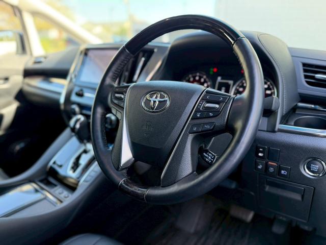 アルファード 2.5S Cパッケージ モデリスタエアロ(F/S/R)モデリスタシグネチャーイルミ ツインムーンルーフ デジタルインナーミラー 純正ナビキット フルセグTV 12.1インチ後席モニター HDMI接続 シートヒーター/クーラー(40枚目)