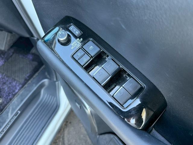 アルファード 2.5S Cパッケージ モデリスタエアロ(F/S/R)ツインムーンルーフ デジタルインナーミラー JBLプレミアムサウンド リアエンターテイメント パノラミックビューモニター シーケンシャルウインカー シートヒータークーラー(60枚目)