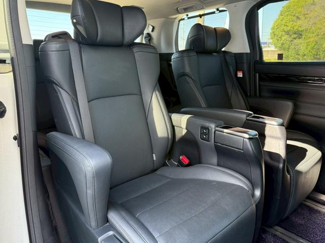 アルファード 2.5S Cパッケージ モデリスタエアロ(F/S/R)ツインムーンルーフ デジタルインナーミラー JBLプレミアムサウンド リアエンターテイメント パノラミックビューモニター シーケンシャルウインカー シートヒータークーラー(67枚目)