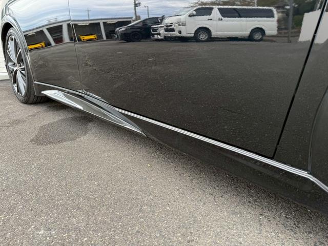 プリウス Z モデリスタエアロ シグネチャーイルミ パノラマルーフ デジタルインナーミラー スペアタイヤ パノラミックビュー ブラインドスポット ステアリングヒーター シートヒーター/クーラー パワーバックドア(12枚目)