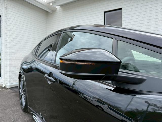 プリウス Z モデリスタエアロ シグネチャーイルミ パノラマルーフ デジタルインナーミラー スペアタイヤ パノラミックビュー ブラインドスポット ステアリングヒーター シートヒーター/クーラー パワーバックドア(16枚目)