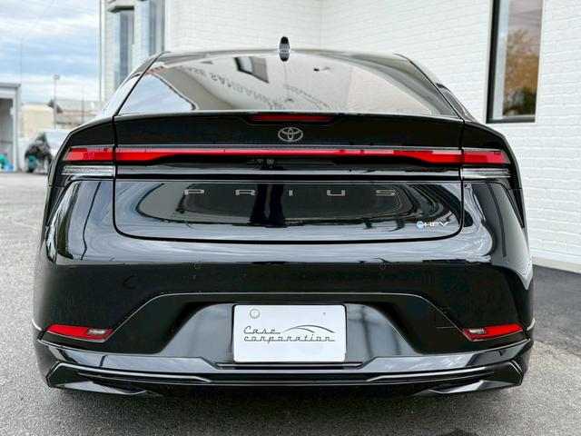 プリウス Z モデリスタエアロ シグネチャーイルミ パノラマルーフ デジタルインナーミラー スペアタイヤ パノラミックビュー ブラインドスポット ステアリングヒーター シートヒーター/クーラー パワーバックドア(33枚目)