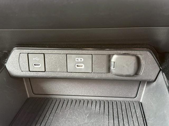 プリウス Z モデリスタエアロ シグネチャーイルミ パノラマルーフ デジタルインナーミラー スペアタイヤ パノラミックビュー ブラインドスポット ステアリングヒーター シートヒーター/クーラー パワーバックドア(51枚目)