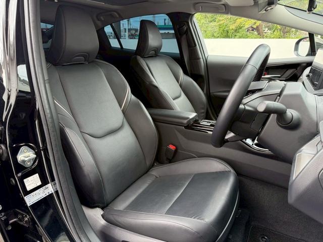 プリウス Z モデリスタエアロ シグネチャーイルミ パノラマルーフ デジタルインナーミラー スペアタイヤ パノラミックビュー ブラインドスポット ステアリングヒーター シートヒーター/クーラー パワーバックドア(55枚目)