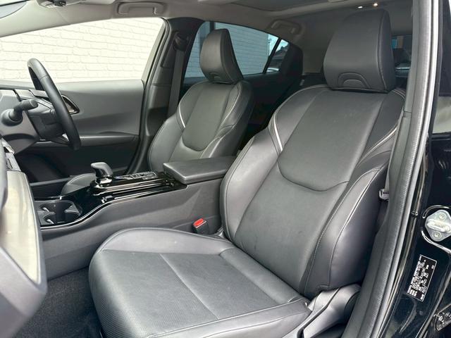 プリウス Z モデリスタエアロ シグネチャーイルミ パノラマルーフ デジタルインナーミラー スペアタイヤ パノラミックビュー ブラインドスポット ステアリングヒーター シートヒーター/クーラー パワーバックドア(62枚目)