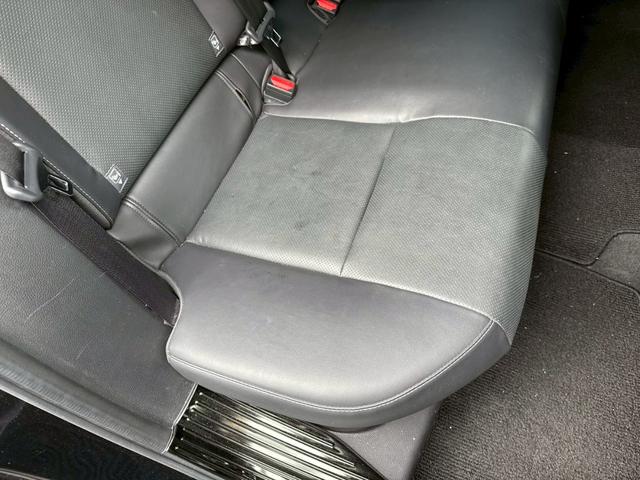 プリウス Z モデリスタエアロ シグネチャーイルミ パノラマルーフ デジタルインナーミラー スペアタイヤ パノラミックビュー ブラインドスポット ステアリングヒーター シートヒーター/クーラー パワーバックドア(68枚目)