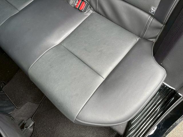 プリウス Z モデリスタエアロ シグネチャーイルミ パノラマルーフ デジタルインナーミラー スペアタイヤ パノラミックビュー ブラインドスポット ステアリングヒーター シートヒーター/クーラー パワーバックドア(72枚目)