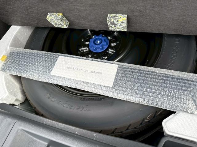 プリウス Z モデリスタエアロ シグネチャーイルミ パノラマルーフ デジタルインナーミラー スペアタイヤ パノラミックビュー ブラインドスポット ステアリングヒーター シートヒーター/クーラー パワーバックドア(78枚目)