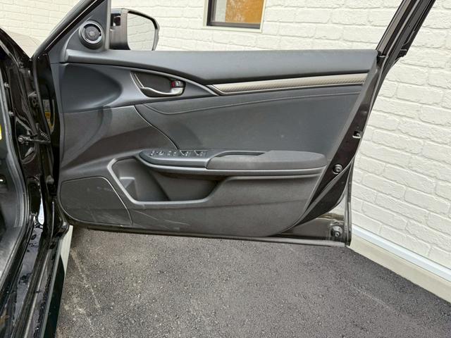 シビック ハッチバック ホンダセンシング モデューロ18インチAW 純正エアロパーツ オレンジアクセントエクステリアパネル カロッツェリア バックカメラ 純正ドライブレコーダー ビルトインETC  ステンレス製スポーツペダル  オートクルーズ(55枚目)