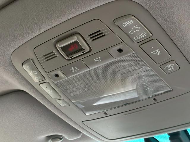 クラウン アスリート　サンルーフ　純正ナビ　ブラウン本革シート　純正リアエアロ　純正リアスポイラー　シートヒーター　ベンチレーション　ビルドインＥＴＣ　純正１８インチアルミホイール　　バックカメラ　　プッシュボタンスタート（55枚目）