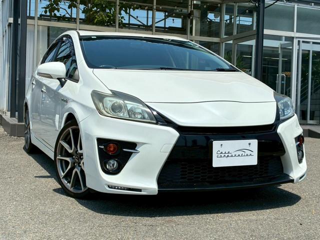 プリウス Sツーリングセレクション・G’s SツーリングセレクションG’S 7ナビ バックカメラ TV トノカバー G’S専用フロントバンパー G’S専用リアバンパー G’S専用18インチホイール G’S専用ヘッドライト G’S専用テールレンズ(9枚目)