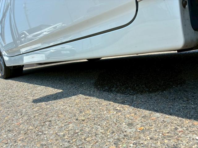 プリウス Sツーリングセレクション・G’s SツーリングセレクションG’S 7ナビ バックカメラ TV トノカバー G’S専用フロントバンパー G’S専用リアバンパー G’S専用18インチホイール G’S専用ヘッドライト G’S専用テールレンズ(15枚目)