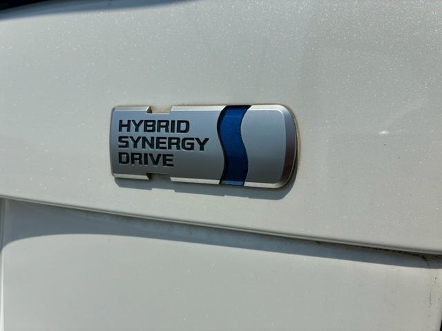 プリウス Sツーリングセレクション・G’s SツーリングセレクションG’S 7ナビ バックカメラ TV トノカバー G’S専用フロントバンパー G’S専用リアバンパー G’S専用18インチホイール G’S専用ヘッドライト G’S専用テールレンズ(25枚目)