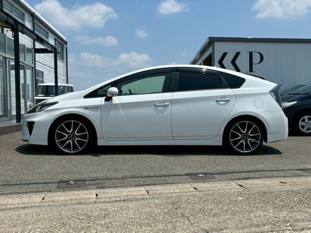 プリウス Sツーリングセレクション・G’s SツーリングセレクションG’S 7ナビ バックカメラ TV トノカバー G’S専用フロントバンパー G’S専用リアバンパー G’S専用18インチホイール G’S専用ヘッドライト G’S専用テールレンズ(32枚目)