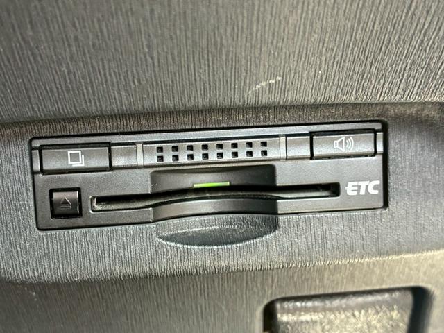 プリウス Sツーリングセレクション・G’s SツーリングセレクションG’S 7ナビ バックカメラ TV トノカバー G’S専用フロントバンパー G’S専用リアバンパー G’S専用18インチホイール G’S専用ヘッドライト G’S専用テールレンズ(50枚目)