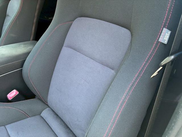 プリウス Sツーリングセレクション・G’s SツーリングセレクションG’S 7ナビ バックカメラ TV トノカバー G’S専用フロントバンパー G’S専用リアバンパー G’S専用18インチホイール G’S専用ヘッドライト G’S専用テールレンズ(60枚目)