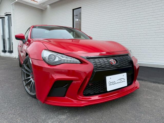 ８６ ＧＴ　エイムゲインフロントバンパー　カーボン調リアスポイラー　前席レカロセミバケットシート　社外エキマニ　トラストマフラー　ＢＬＩＴＺ車高調　ＲＡＹＳ１９インチＡＷ　ＺＥＲＯ１００エアクリーナー　社外テール（10枚目）