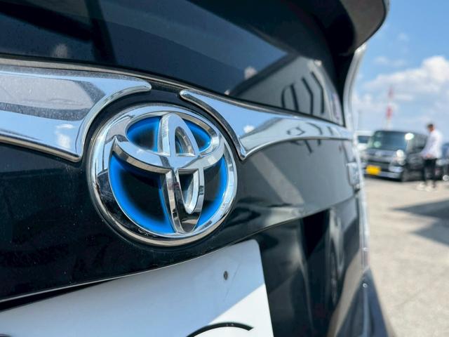 プリウス S 純正ナビ バックモニター エンジンプッシュスタート ステアリングスイッチ 電動格納ミラー シートカバー メッキパーツ オートエアコン オートライト HIDヘッドライト ウィンカーミラ― ETC AW(22枚目)