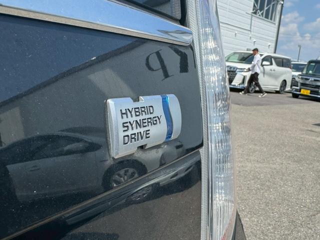 プリウス S 純正ナビ バックモニター エンジンプッシュスタート ステアリングスイッチ 電動格納ミラー シートカバー メッキパーツ オートエアコン オートライト HIDヘッドライト ウィンカーミラ― ETC AW(23枚目)