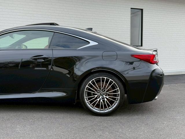 RC F ベースグレード サンルーフ 赤革 19インチアルミホイール ブラインドスポットモニター TVD レーダークルーズコントロール プリクラッシュセーフティ コーナーセンサー シートヒーター/クーラー ステアリングヒーター(36枚目)