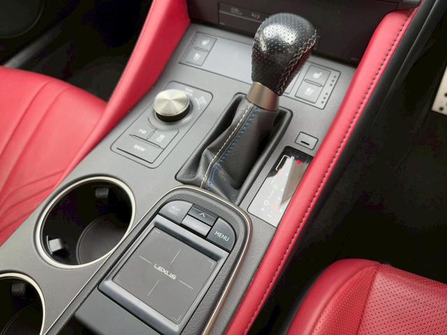 RC F ベースグレード サンルーフ 赤革 19インチアルミホイール ブラインドスポットモニター TVD レーダークルーズコントロール プリクラッシュセーフティ コーナーセンサー シートヒーター/クーラー ステアリングヒーター(53枚目)
