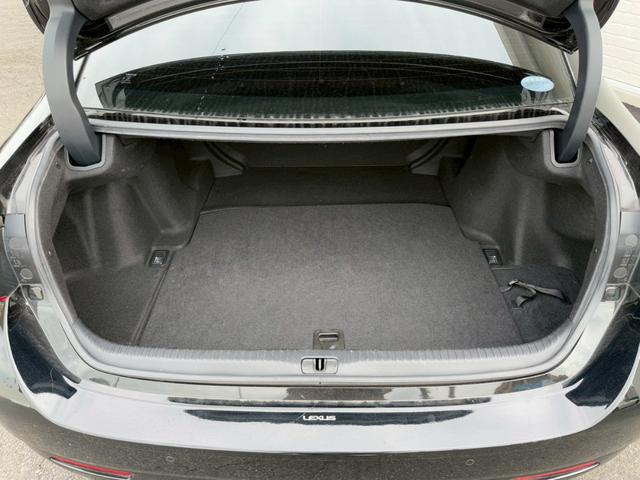 RC F ベースグレード サンルーフ 赤革 19インチアルミホイール ブラインドスポットモニター TVD レーダークルーズコントロール プリクラッシュセーフティ コーナーセンサー シートヒーター/クーラー ステアリングヒーター(80枚目)