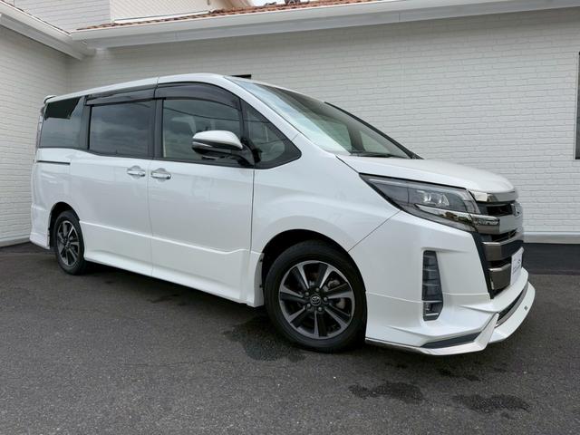 ノア Ｓｉ　ダブルバイビー　モデリスタエアロ（Ｆ／Ｓ／Ｒ）　純正１０インチナビ　フリップダウンモニター　両側電動スライドドア　ＥＴＣ　バックカメラ　プリクラッシュセーフティ　ハーフレザーシート　クルーズコントロール　バックカメラ（10枚目）
