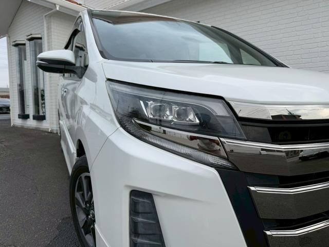 ノア Ｓｉ　ダブルバイビー　モデリスタエアロ（Ｆ／Ｓ／Ｒ）　純正１０インチナビ　フリップダウンモニター　両側電動スライドドア　ＥＴＣ　バックカメラ　プリクラッシュセーフティ　ハーフレザーシート　クルーズコントロール　バックカメラ（18枚目）