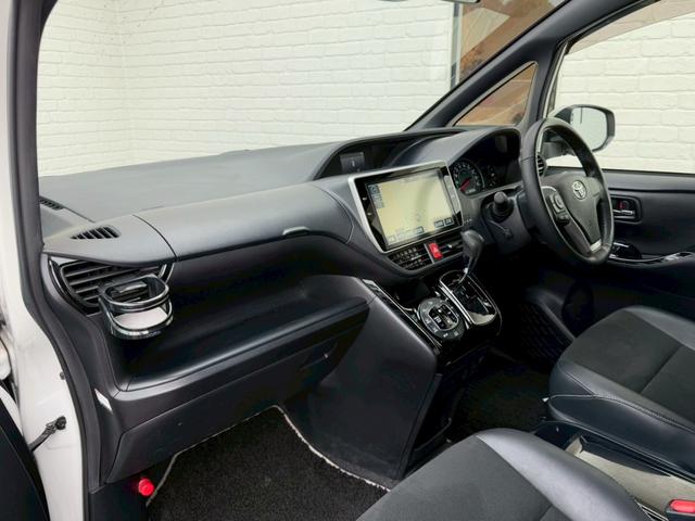 ノア Ｓｉ　ダブルバイビー　モデリスタエアロ（Ｆ／Ｓ／Ｒ）　純正１０インチナビ　フリップダウンモニター　両側電動スライドドア　ＥＴＣ　バックカメラ　プリクラッシュセーフティ　ハーフレザーシート　クルーズコントロール　バックカメラ（38枚目）