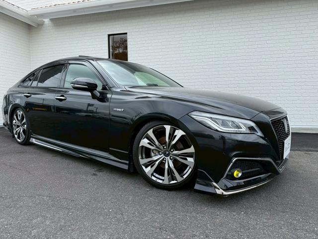 クラウンハイブリッド RSアドバンス モデリスタエアロ 4本出マフラー サンルーフ モデリスタ19インチアルミホイール ヘッドアップディスプレイ パワーシート 純正ナビ バックカメラ シートヒーター クルーズコントロール プッシュスタート(9枚目)