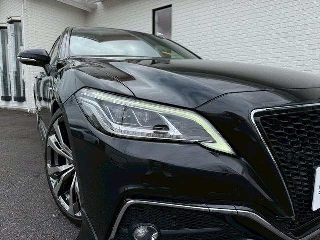 クラウンハイブリッド RSアドバンス モデリスタエアロ 4本出マフラー サンルーフ モデリスタ19インチアルミホイール ヘッドアップディスプレイ パワーシート 純正ナビ バックカメラ シートヒーター クルーズコントロール プッシュスタート(14枚目)