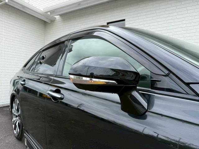 クラウンハイブリッド RSアドバンス モデリスタエアロ 4本出マフラー サンルーフ モデリスタ19インチアルミホイール ヘッドアップディスプレイ パワーシート 純正ナビ バックカメラ シートヒーター クルーズコントロール プッシュスタート(16枚目)