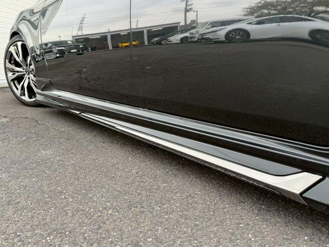 クラウンハイブリッド RSアドバンス モデリスタエアロ 4本出マフラー サンルーフ モデリスタ19インチアルミホイール ヘッドアップディスプレイ パワーシート 純正ナビ バックカメラ シートヒーター クルーズコントロール プッシュスタート(29枚目)