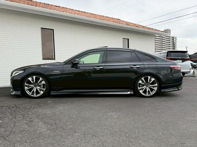 クラウンハイブリッド RSアドバンス モデリスタエアロ 4本出マフラー サンルーフ モデリスタ19インチアルミホイール ヘッドアップディスプレイ パワーシート 純正ナビ バックカメラ シートヒーター クルーズコントロール プッシュスタート(33枚目)