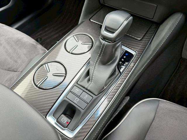 クラウンハイブリッド RSアドバンス モデリスタエアロ 4本出マフラー サンルーフ モデリスタ19インチアルミホイール ヘッドアップディスプレイ パワーシート 純正ナビ バックカメラ シートヒーター クルーズコントロール プッシュスタート(51枚目)