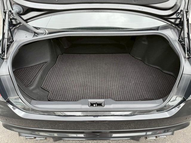 クラウンハイブリッド RSアドバンス モデリスタエアロ 4本出マフラー サンルーフ モデリスタ19インチアルミホイール ヘッドアップディスプレイ パワーシート 純正ナビ バックカメラ シートヒーター クルーズコントロール プッシュスタート(80枚目)