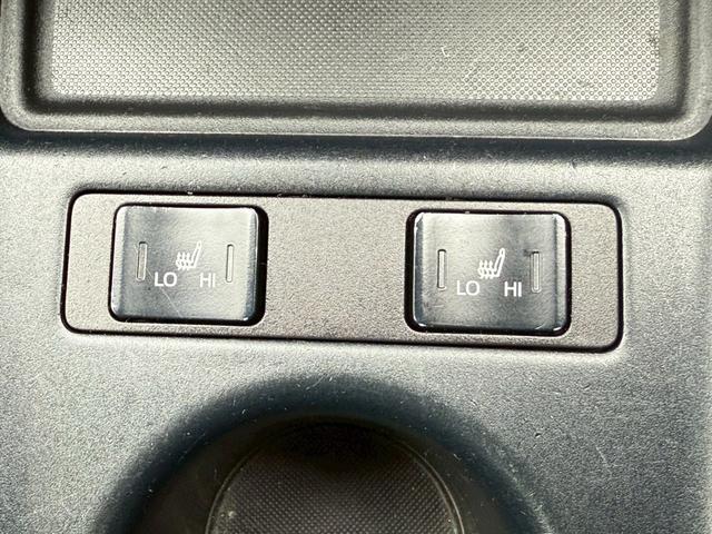 プリウス Sツーリングセレクション モデリスタエアロ(F/S/R)純正9インチナビ フルセグTV バックカメラ ドラレコ ETC2.0 シートヒーター クルーズコントロール トヨタセーフティセンス プリクラッシュセーフティ レザーシート(4枚目)