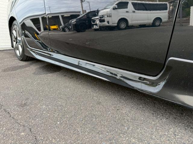 プリウス Sツーリングセレクション モデリスタエアロ(F/S/R)純正9インチナビ フルセグTV バックカメラ ドラレコ ETC2.0 シートヒーター クルーズコントロール トヨタセーフティセンス プリクラッシュセーフティ レザーシート(14枚目)