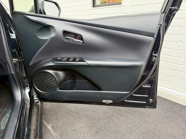 プリウス Sツーリングセレクション モデリスタエアロ(F/S/R)純正9インチナビ フルセグTV バックカメラ ドラレコ ETC2.0 シートヒーター クルーズコントロール トヨタセーフティセンス プリクラッシュセーフティ レザーシート(55枚目)