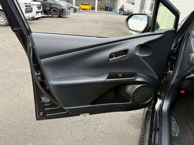 プリウス Sツーリングセレクション モデリスタエアロ(F/S/R)純正9インチナビ フルセグTV バックカメラ ドラレコ ETC2.0 シートヒーター クルーズコントロール トヨタセーフティセンス プリクラッシュセーフティ レザーシート(60枚目)