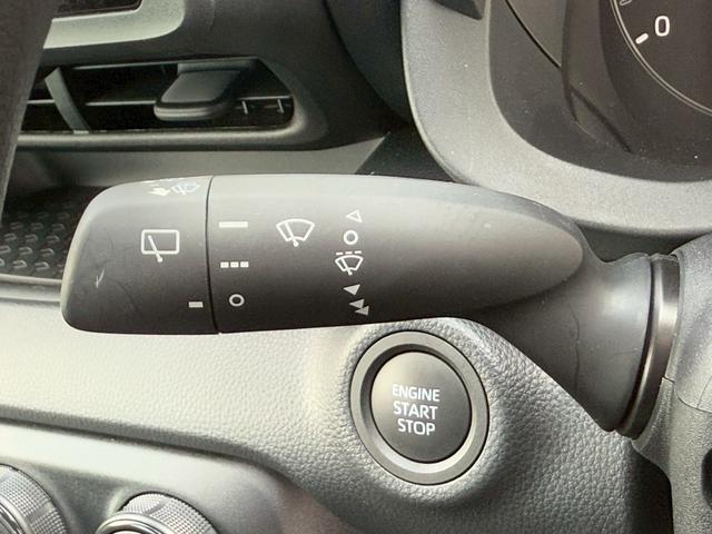 ヤリス X 純正8インチディスプレイオーディオ バックカメラ ETC HDMI プッシュボタンスタート スマートキー オートライト ステアリングリモコン オートハイビーム 電動格納ミラー スペアタイヤ USB端子(43枚目)