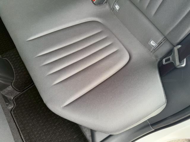 ヤリス X 純正8インチディスプレイオーディオ バックカメラ ETC HDMI プッシュボタンスタート スマートキー オートライト ステアリングリモコン オートハイビーム 電動格納ミラー スペアタイヤ USB端子(75枚目)