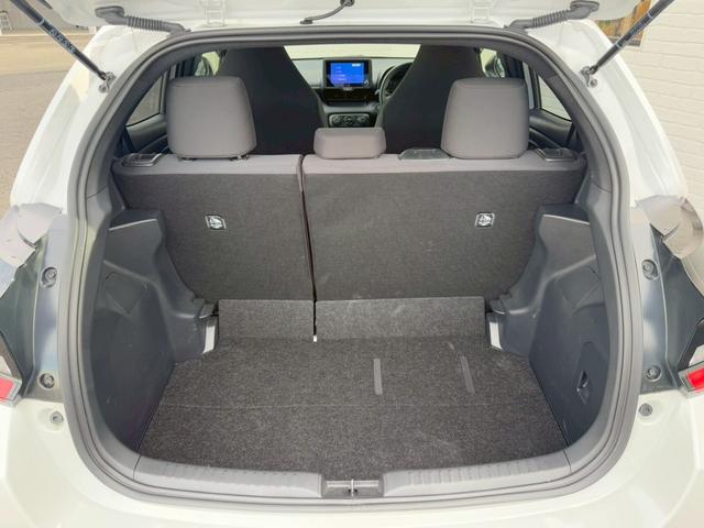 ヤリス X 純正8インチディスプレイオーディオ バックカメラ ETC HDMI プッシュボタンスタート スマートキー オートライト ステアリングリモコン オートハイビーム 電動格納ミラー スペアタイヤ USB端子(78枚目)