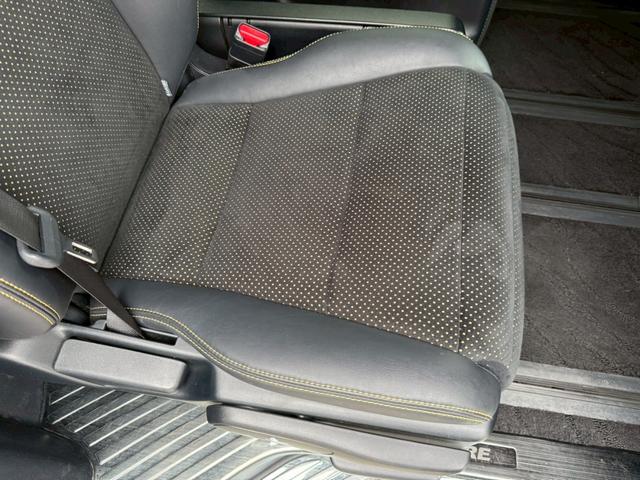 ヴェルファイア 2.5Z Aエディション ゴールデンアイズ 純正10インチナビ 後席モニター バックカメラ TV 両側電動スライドドア パワーバックドア LEDヘッドライト LEDルームランプ 社外シーケンシャルウインカー ETC レーダークルーズコントロール(70枚目)