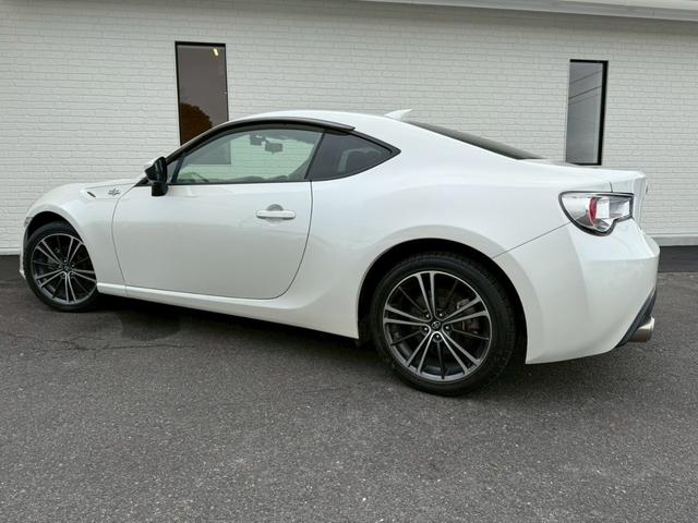 86 GT 純正7インチナビ バックカメラ ETC TV ディスチャージライト オートエアコン オートライト スマートキー プッシュボタンスタート 純正17インチアルミホイール MT車 スペアキー ドラレコ(26枚目)